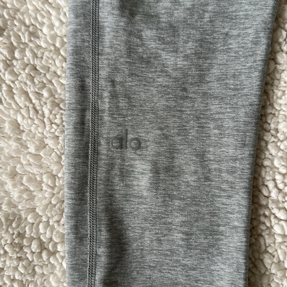 Alo Yoga High-Waist Alosoft Lounge Legging Size M Zinc Heather - Picture 7 of 7